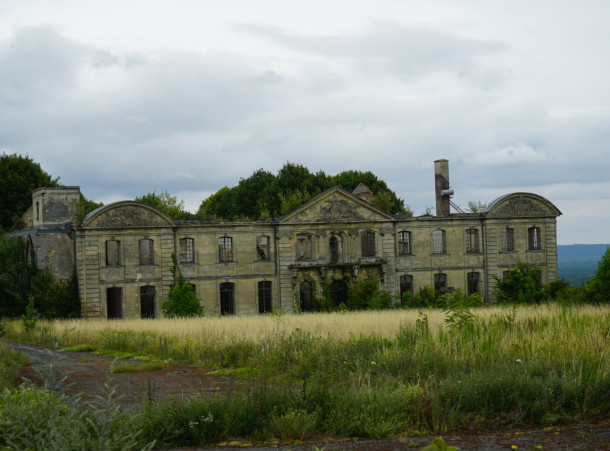 L'abbaye Saint-Vincent de Laon : Un joyau de l'art roman