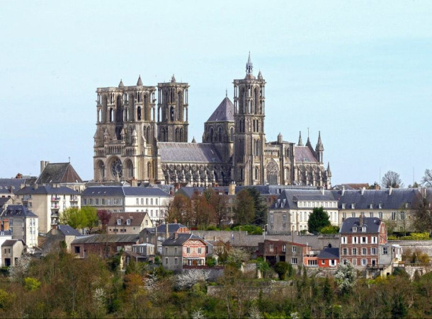 Laon, ville étudiante : Un cadre idéal pour les jeunes en quête de savoir et de culture