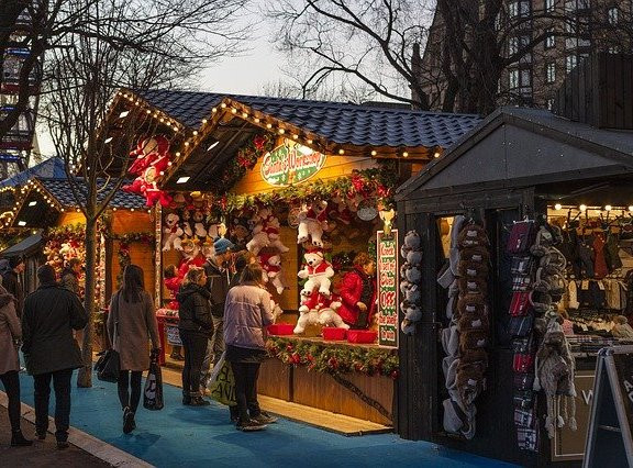 Les meilleurs marchés de Noël en France : un voyage féerique au cœur des festivités